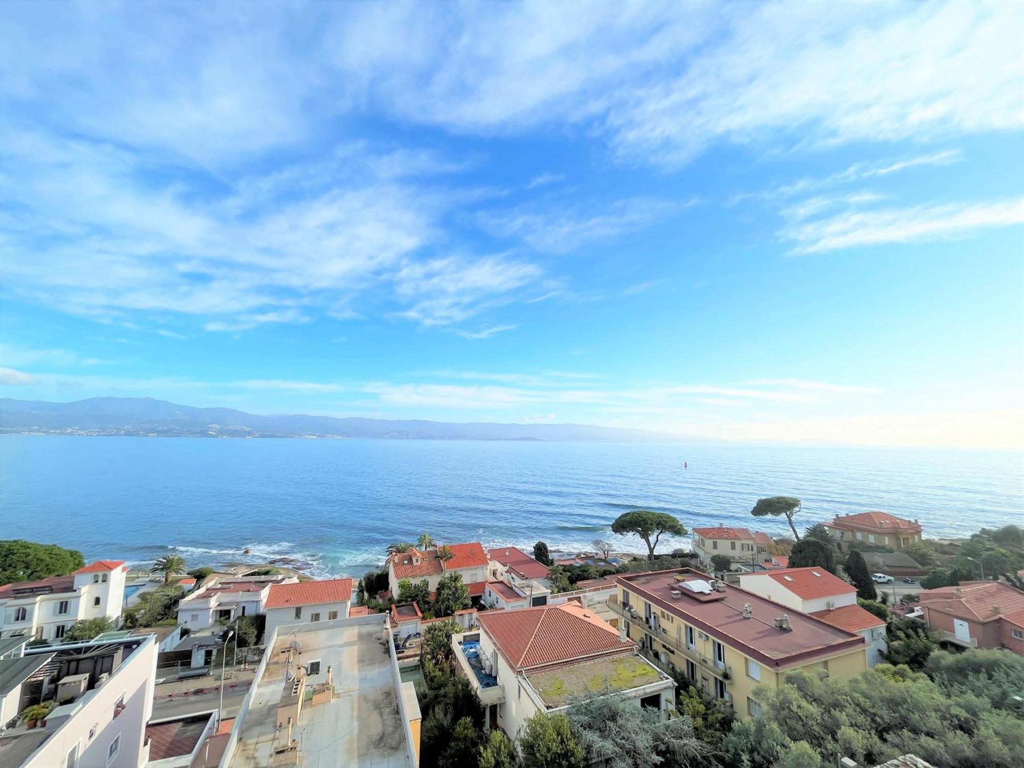 Appartement Vue Mer Carmino Ajaccio Ajaccio  Bagian luar foto